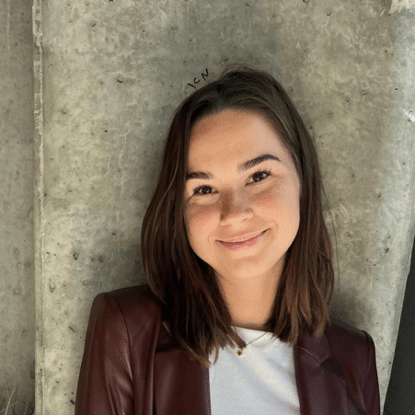 Daphne  Cavanaugh Photo